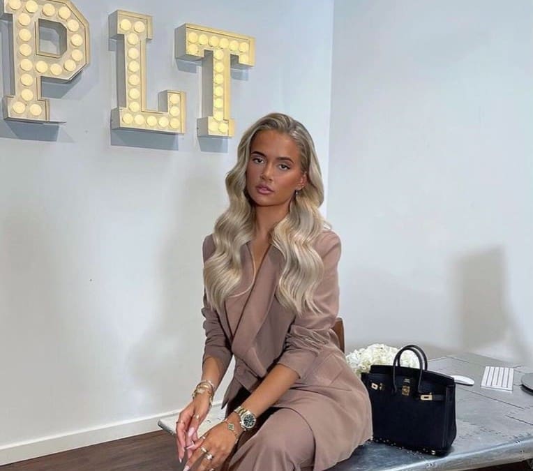 Congratulations to one of our former queens, Molly Mae Hague on her new PrettyLittleThing Journey!